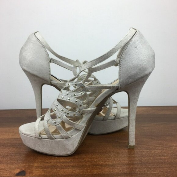 Jennifer Lopez Cream Gold Studded Platform High Heels Suede Women's Size 7M. - Picture 9 of 11